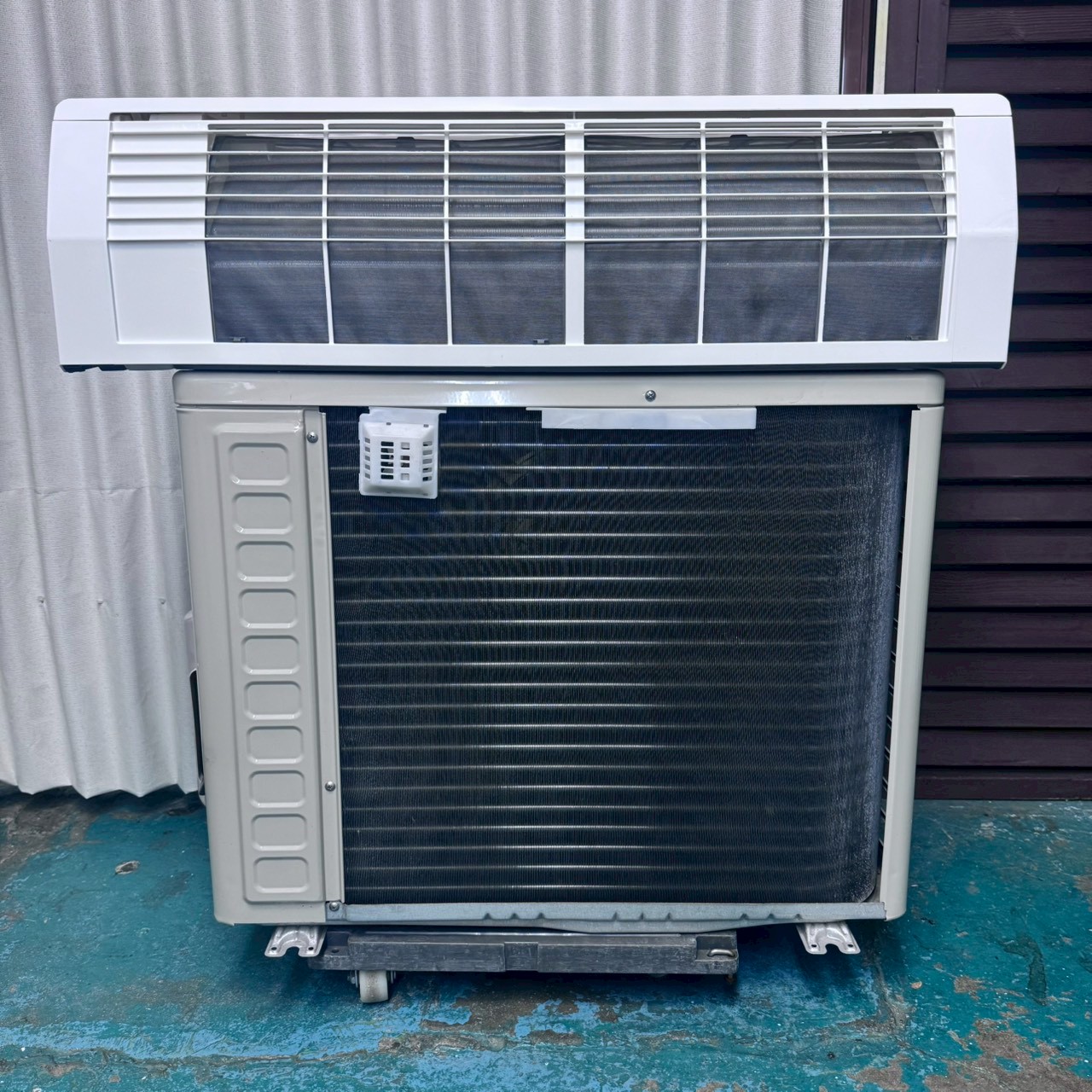 2210 日立【RAS-D22L (W)】2021年製 6畳 エアコン 中古 中古エアコン】K07089 日立 2021年製 RAS-D22L 主に6畳用｜兵庫県神戸